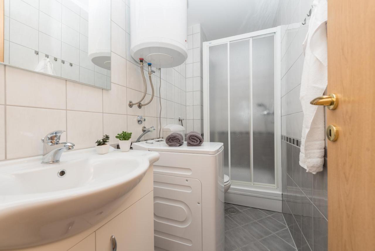 Deluxe 3 Bedroom Apartment With Sea View Baska Voda Ngoại thất bức ảnh
