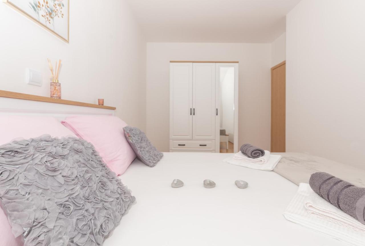 Deluxe 3 Bedroom Apartment With Sea View Baska Voda Ngoại thất bức ảnh