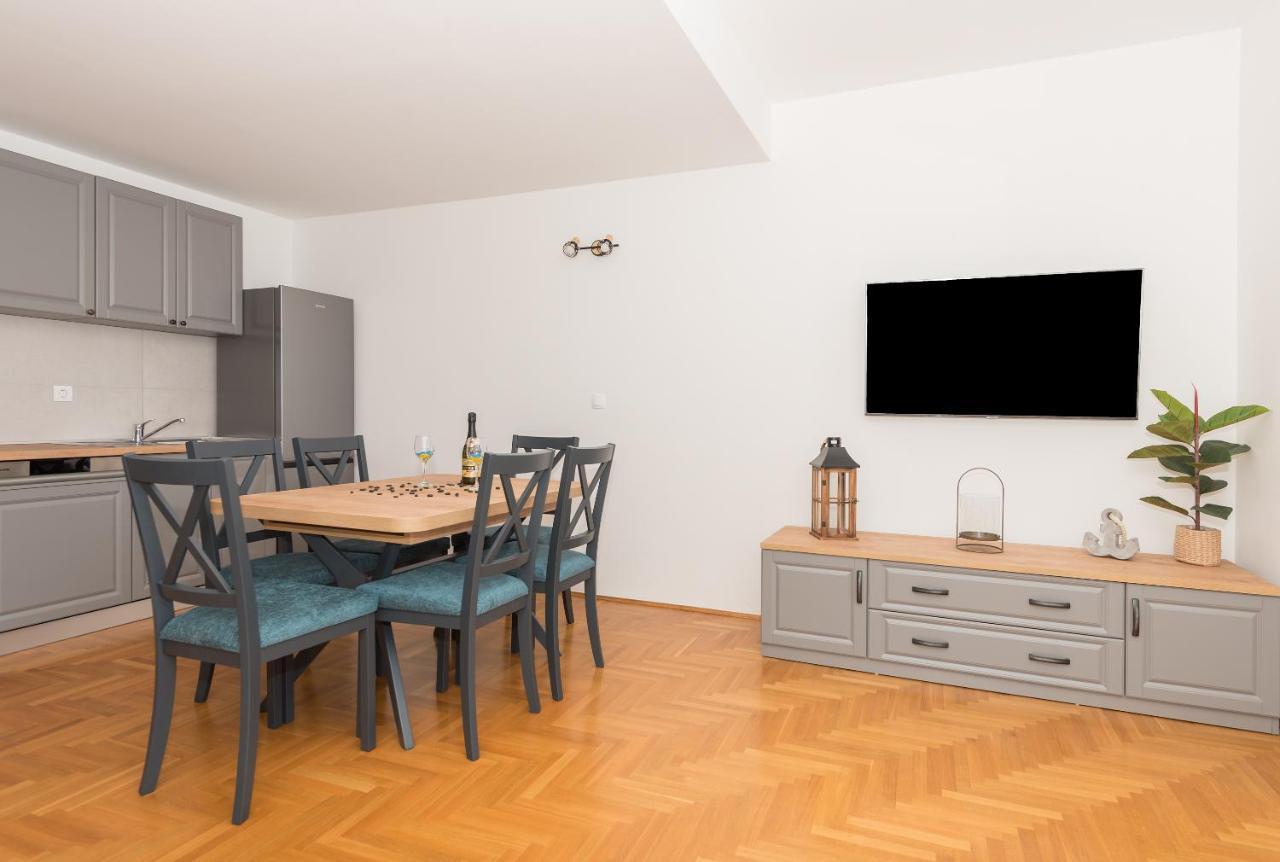 Deluxe 3 Bedroom Apartment With Sea View Baska Voda Ngoại thất bức ảnh